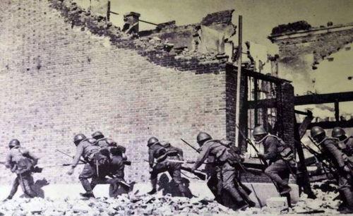 日本侵略中国的视频,日本侵华罪行的历史影像记录